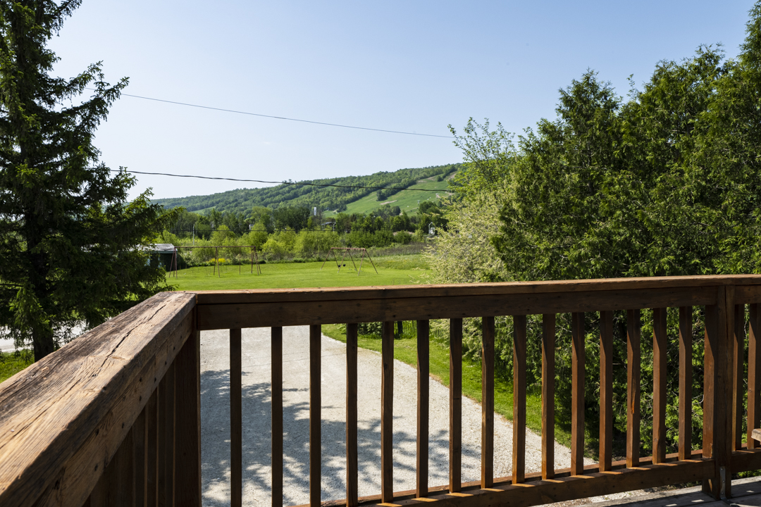 Outdoor deck