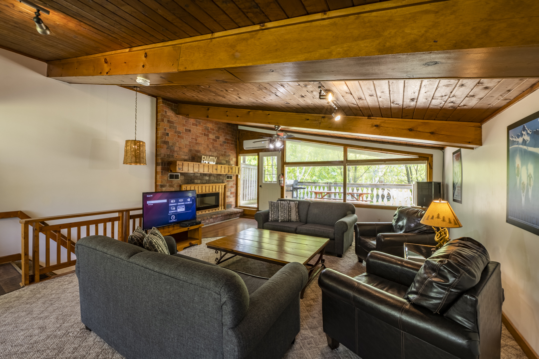 Main Living Room/Open Concept