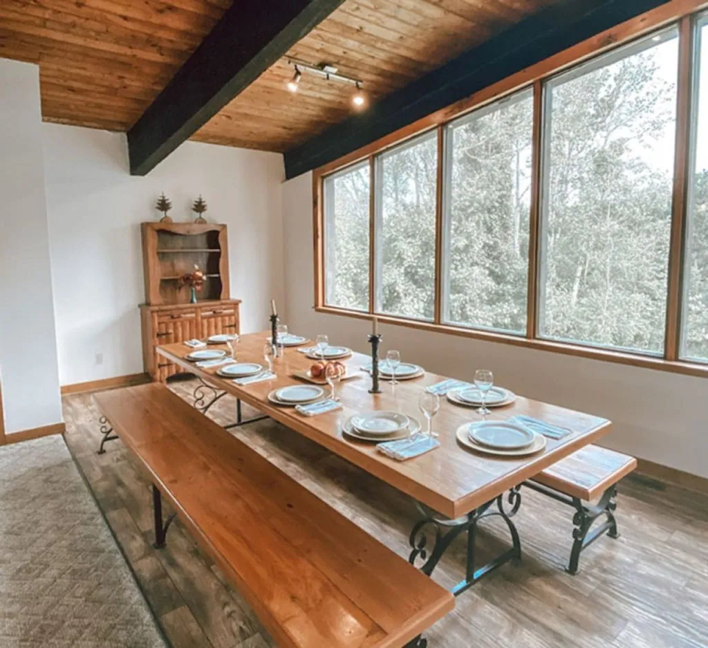 6 BR Blue Mountain Cottage - Private Beach - Hot Tub - Sauna, Ping Pong Table #53R_10
