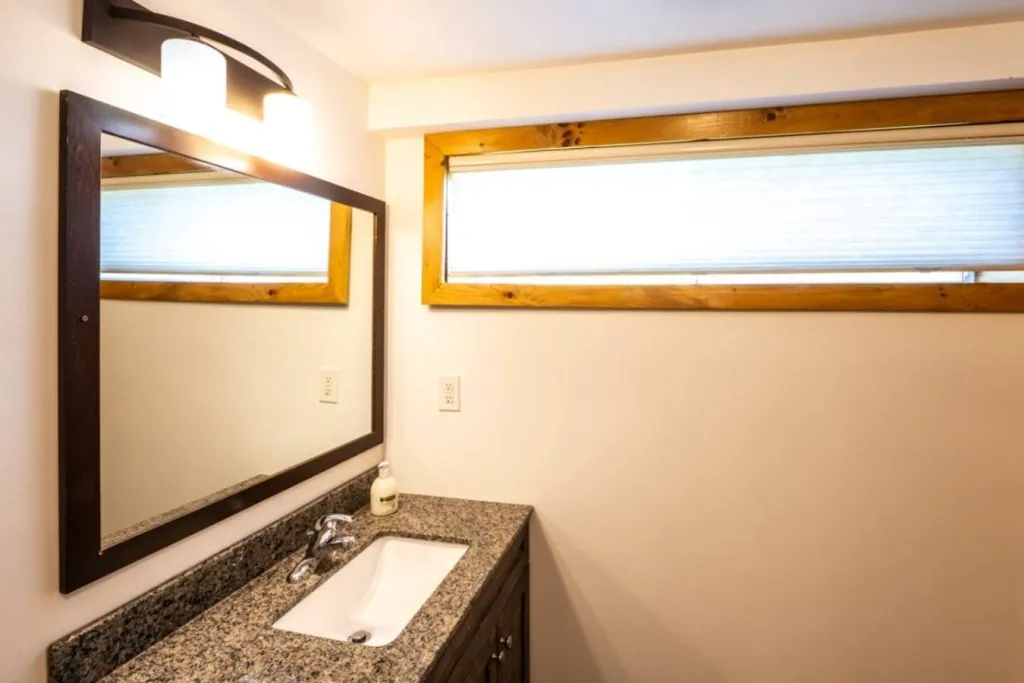 8 BR Stand Alone Chalet Cottage with Hot Tub, Sauna, Ping Pong Table at Blue Mountain #54_26