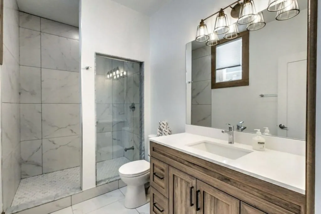 Brand New Luxury 7 bedroom Chalet Cottage with Hot Tub at Blue Mountain #A17_12