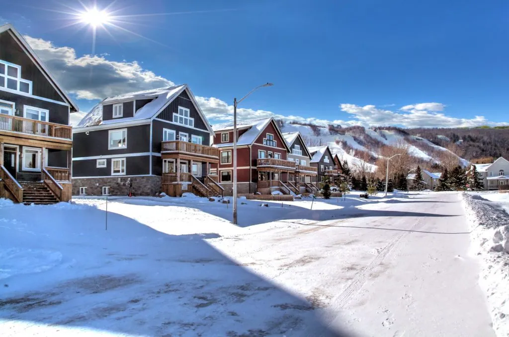 Brand New Luxury 7 bedroom Chalet Cottage with Hot Tub at Blue Mountain #A17_24