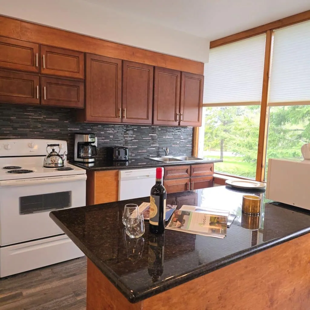 FO2 KITCHEN